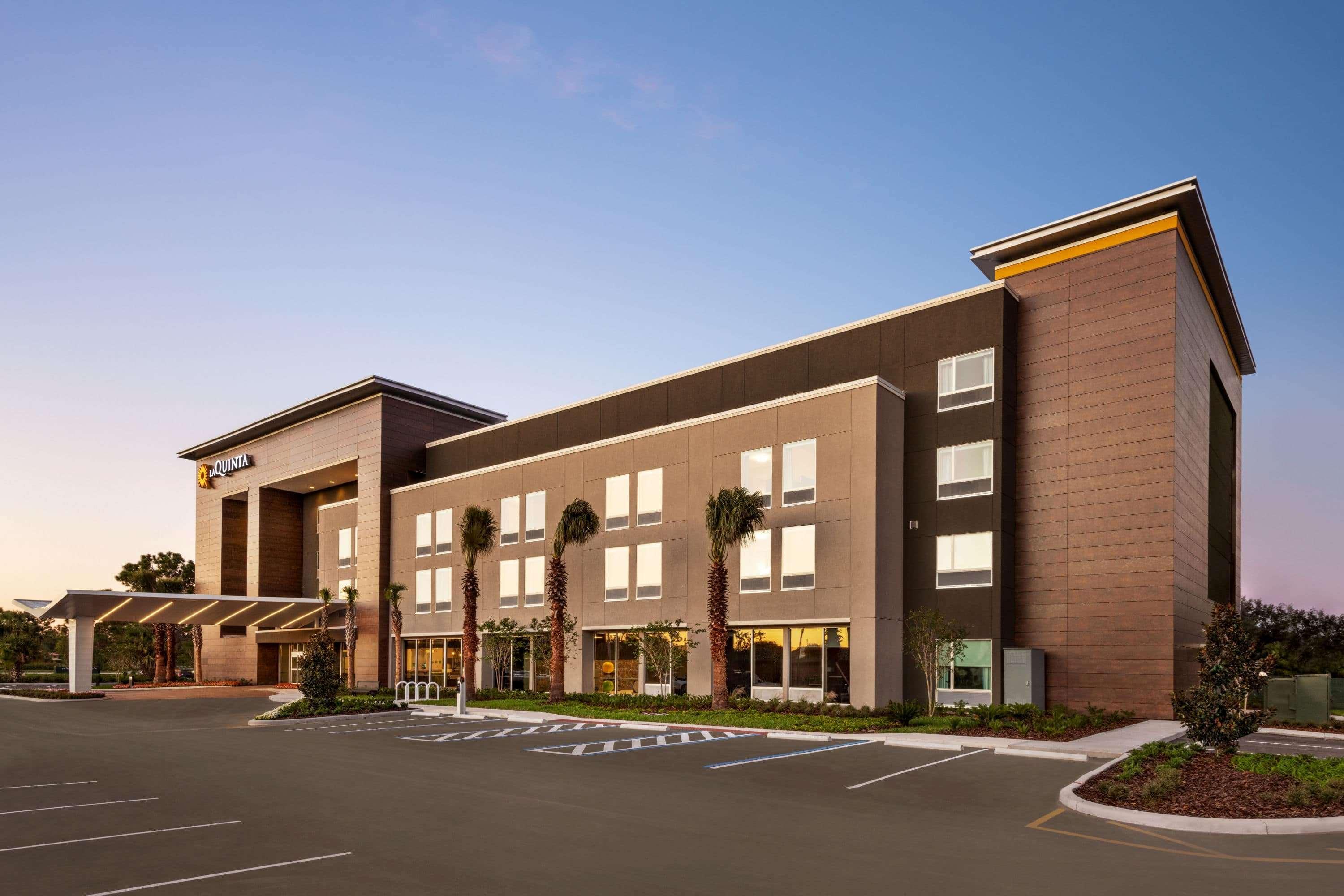La Quinta Inn & Suites By Wyndham Orlando I-Drive Theme Parks Williamsburg Eksteriør billede
