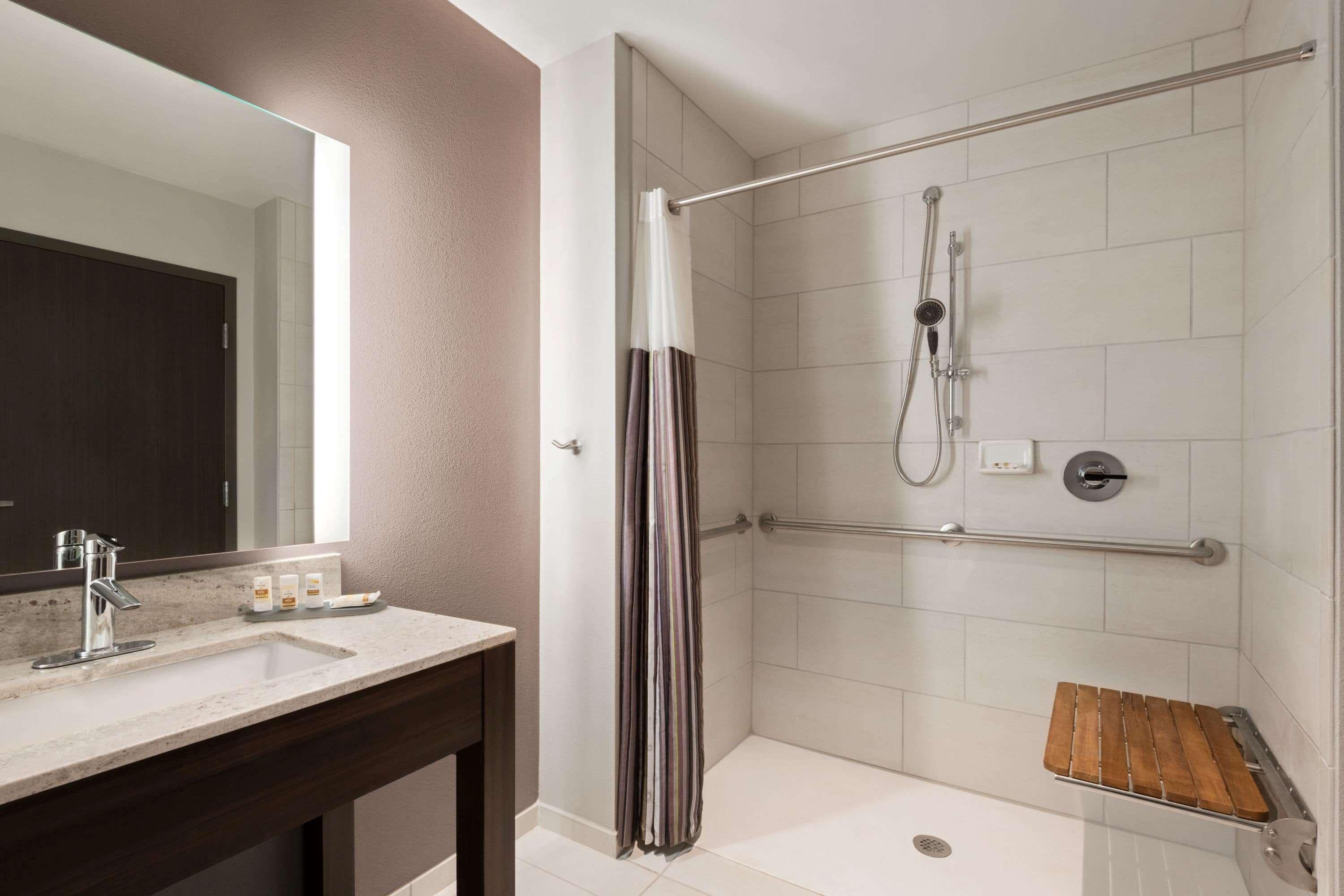 La Quinta Inn & Suites By Wyndham Orlando I-Drive Theme Parks Williamsburg Eksteriør billede